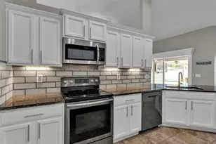 3581 Marsh Wren St, Lakeland, FL 33811 - Photo 15