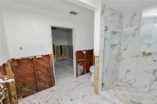 8100 Overlook Pl NE, Saint Petersburg, FL 33702 - Photo 13