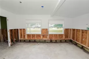 8100 Overlook Pl NE, Saint Petersburg, FL 33702 - Photo 9