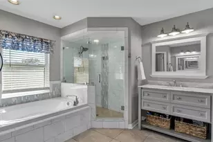 2409 Jenna Ln, Lakeland, FL 33813 - Photo 9