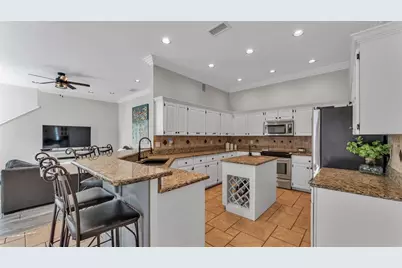 2409 Jenna Ln, Lakeland, FL 33813 - Photo 5