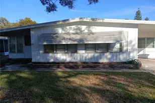 524 Oak Ridge W, Lakeland, FL 33801 - Photo 1