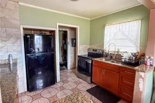 2403 Golfview St, Lakeland, FL 33801 - Photo 7