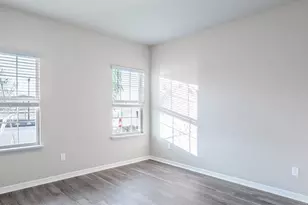 551 Windy Willow Wy, Saint Cloud, FL 34771 - Photo 9