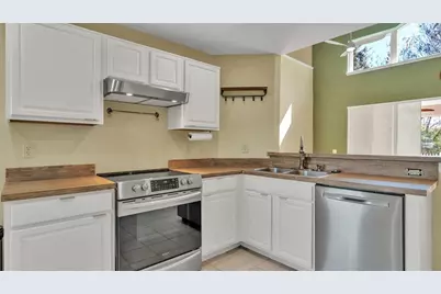 4024 Windchime Lane, Lakeland, FL 33811 - Photo 7