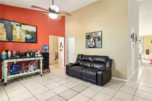 1703 Oakwood Estates Dr, Plant City, FL 33563 - Photo 5