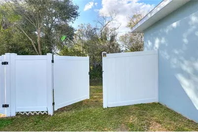 1703 Oakwood Estates Drive, Plant City, FL 33563 - Photo 43