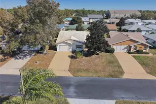 1626 Willow Run, Sebring, FL 33872 - Photo 3