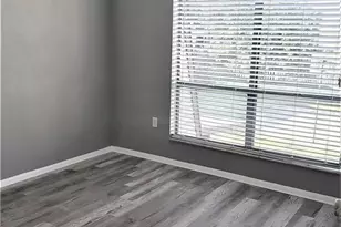 1836 N Crystal Lake Dr, Lakeland, FL 33801 - Photo 15