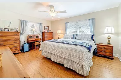 143 E Lemon Street, Lady Lake, FL 32159 - Photo 25