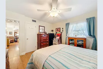 143 E Lemon Street, Lady Lake, FL 32159 - Photo 33