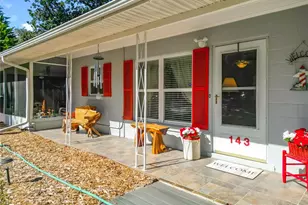 143 E Lemon St, Lady Lake, FL 32159 - Photo 9