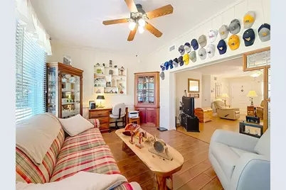 143 E Lemon Street, Lady Lake, FL 32159 - Photo 23