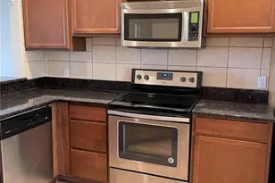 489 Enclave Pl, Lakeland, FL 33803 - Photo 11