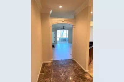 489 Enclave Place #31, Lakeland, FL 33803 - Photo 9