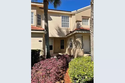 489 Enclave Place #31, Lakeland, FL 33803 - Photo 1