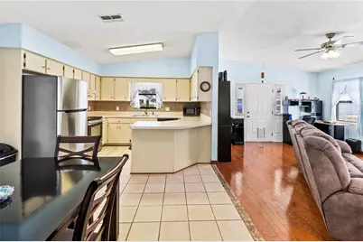 4861 Colonnades Circle E, Lakeland, FL 33811 - Photo 7