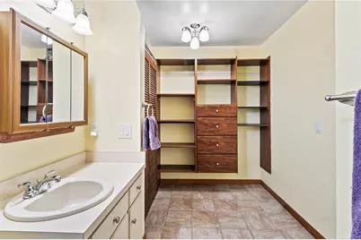 4861 Colonnades Circle E, Lakeland, FL 33811 - Photo 15