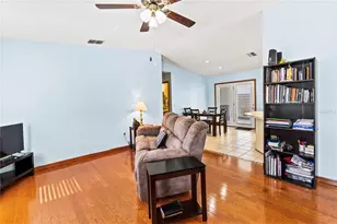 4861 Colonnades Cir E, Lakeland, FL 33811 - Photo 5