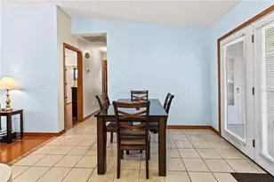 4861 Colonnades Cir E, Lakeland, FL 33811 - Photo 11