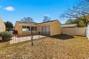 109 Las Flores, Winter Haven, FL 33884 - Photo 3