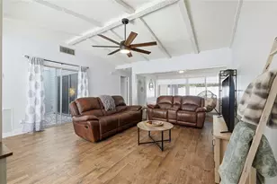 109 Las Flores, Winter Haven, FL 33884 - Photo 5