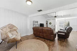 109 Las Flores, Winter Haven, FL 33884 - Photo 7