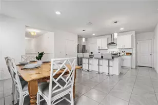 3307 Hilltop Cir, Bradenton, FL 34211 - Photo 15