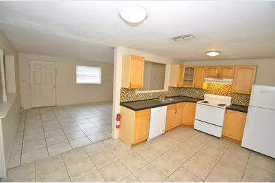 4924 Pilgrim Lane, Lakeland, FL 33810 - Photo 5