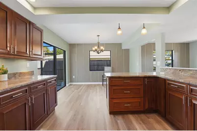 5328 Fox Run Road, Sarasota, FL 34231 - Photo 11