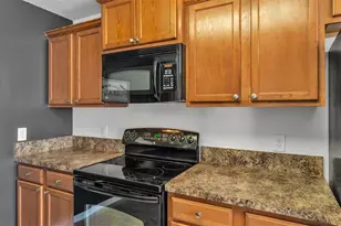 2447 Ladoga Dr, Lakeland, FL 33805 - Photo 13