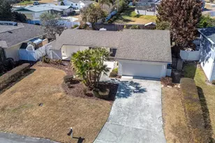 627 Palmore Ct, Lakeland, FL 33813 - Photo 3