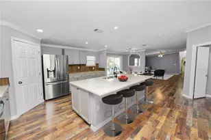 7405 Shoupe Rd, Plant City, FL 33565 - Photo 9