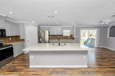 7405 Shoupe Road, Plant City, FL 33565 - Photo 11