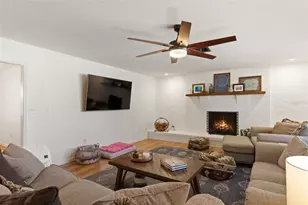 7853 Rolling Grove Dr E, Lakeland, FL 33810 - Photo 9