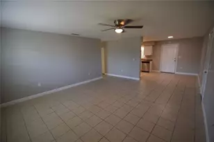 909 E Bella Vista St, Lakeland, FL 33805 - Photo 7