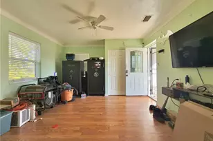 433 86th Ave N, Saint Petersburg, FL 33702 - Photo 41