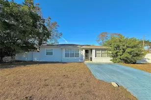 433 86th Ave N, Saint Petersburg, FL 33702 - Photo 3