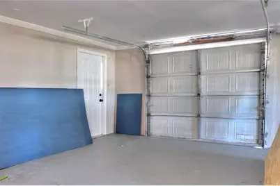 400 Patica Road NE, Saint Petersburg, FL 33702 - Photo 57