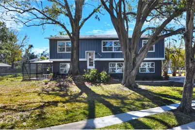 400 Patica Road NE, Saint Petersburg, FL 33702 - Photo 3