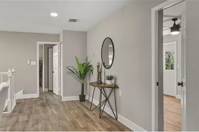 400 Patica Road NE, Saint Petersburg, FL 33702 - Photo 11