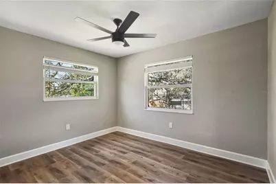 400 Patica Road NE, Saint Petersburg, FL 33702 - Photo 27