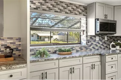 400 Patica Road NE, Saint Petersburg, FL 33702 - Photo 35