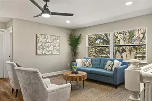400 Patica Rd NE, Saint Petersburg, FL 33702 - Photo 9