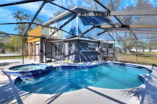 400 Patica Rd NE, Saint Petersburg, FL 33702 - Photo 5