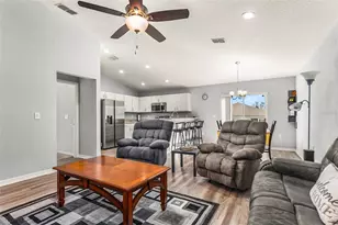 859 Orleans Dr, Eagle Lake, FL 33839 - Photo 7