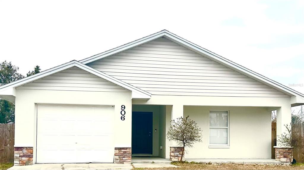 906 SE 5th St - 906 SE 5th St, Mulberry, FL 33860 Luxury Property | Jose Angel Pina