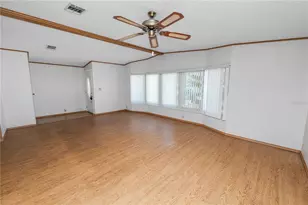 1706 Fox Hill Dr, Lakeland, FL 33810 - Photo 3