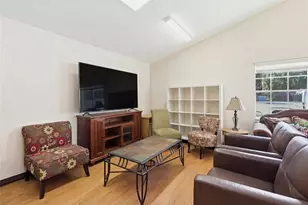 11004 Martha Ave, Port Richey, FL 34668 - Photo 9