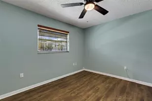 1319 Edgewater Beach Dr, Lakeland, FL 33805 - Photo 27